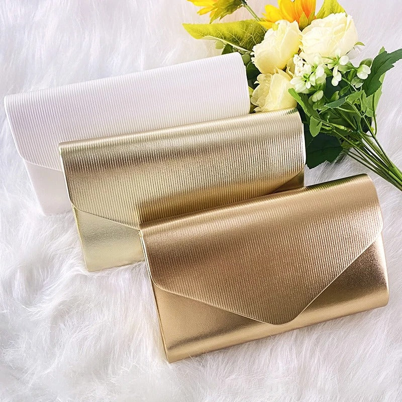 Stylish Compact Clutch with Chain Strap