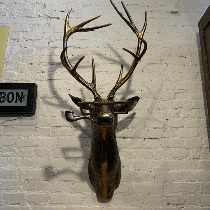 Unique Animal Head Wall Decor – Stylish & Playful Home Accent
