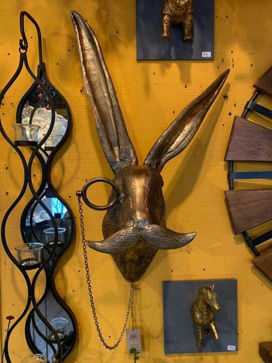 Unique Animal Head Wall Decor – Stylish & Playful Home Accent