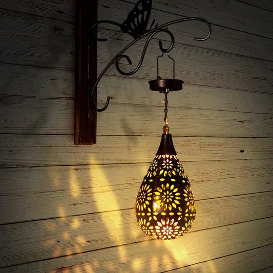Solar-Powered Weatherproof Garden Light – Elegant Outdoor LED Lighting