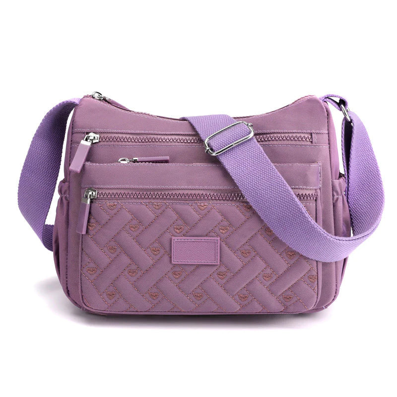 Classic Luxury Shoulder Bag – Elegant & Spacious Everyday Handbag