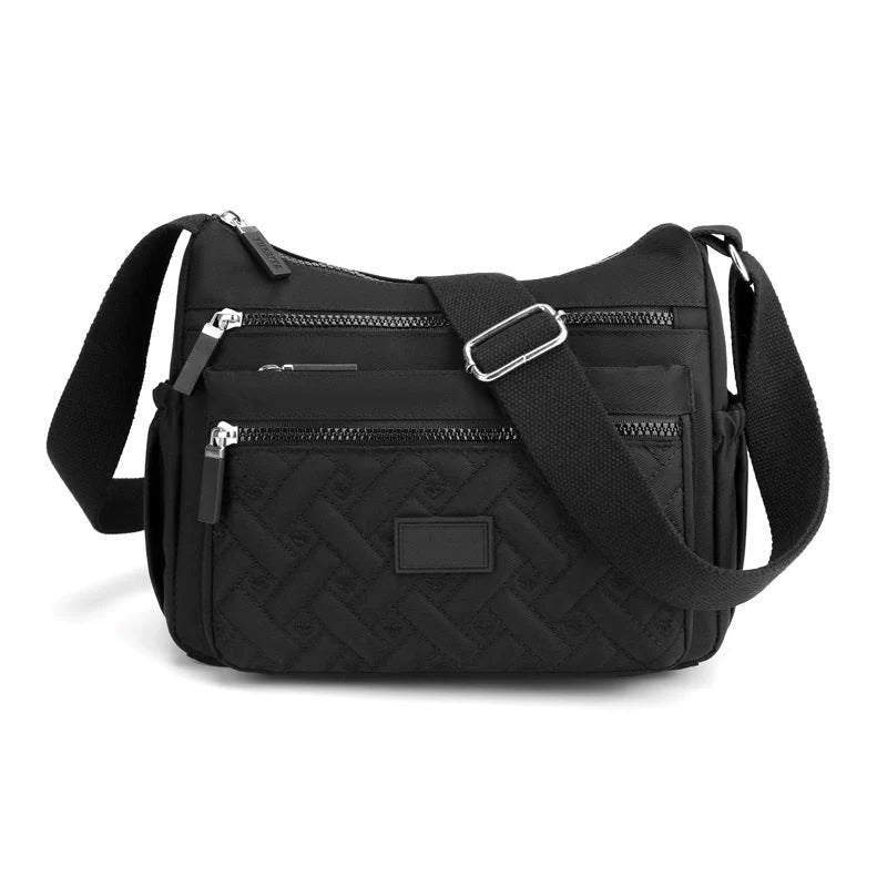 Classic Luxury Shoulder Bag – Elegant & Spacious Everyday Handbag