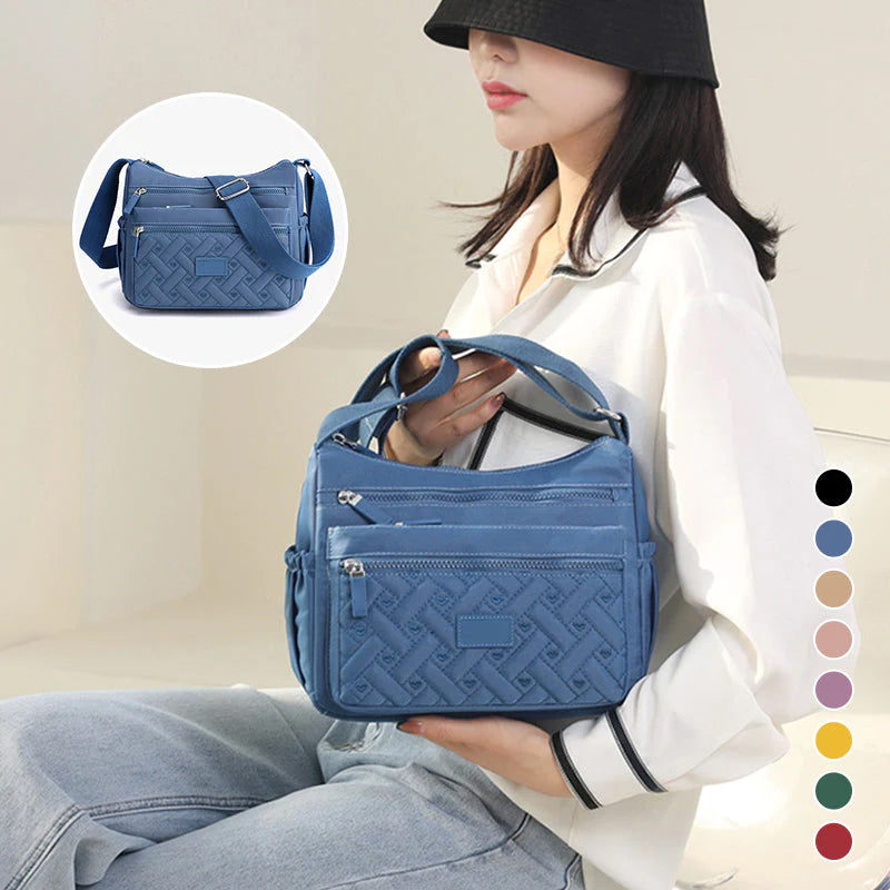 Classic Luxury Shoulder Bag – Elegant & Spacious Everyday Handbag