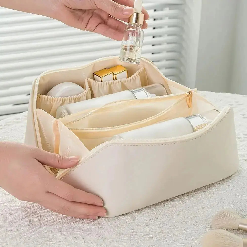 Luxury Makeup and Toiletry Bag – Travel Cosmetic Organiser with Multiple Compartments