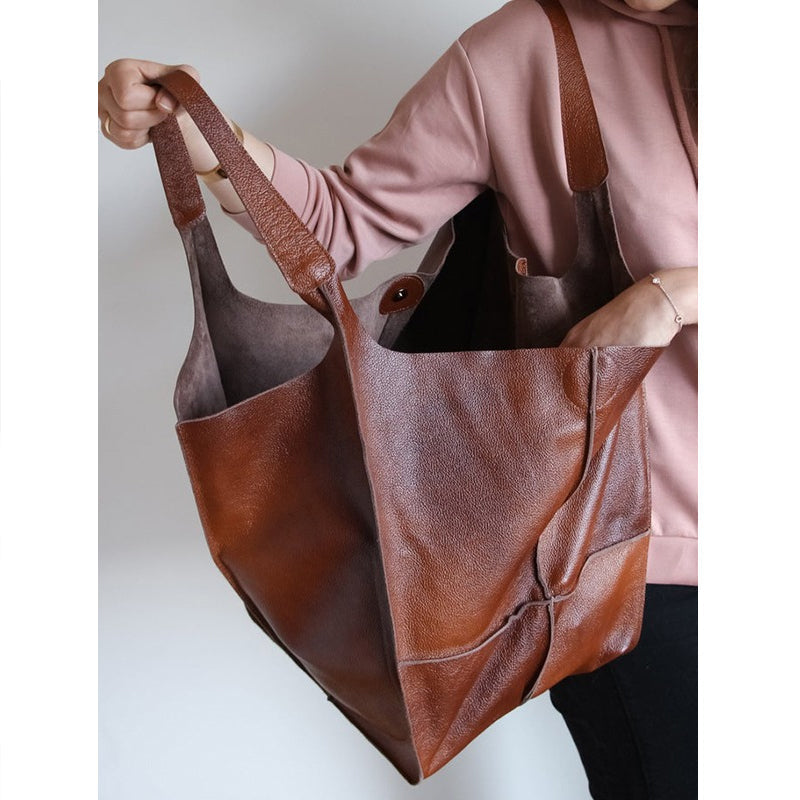 Oversized Leather Weekender Bag | Stylish Travel Handbag with Versatile Carry Options