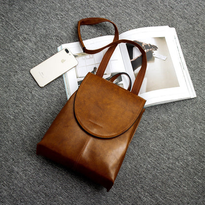 LuxeCarry Leather Backpack – Stylish Design with Versatile Storage for Women