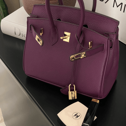 Luxury Leather Handbag for Women – Elegant & Timeless Shoulder Bag