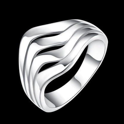 Lumoria – Elegant Gold-Tone Ring for Modern Jewellery Collections