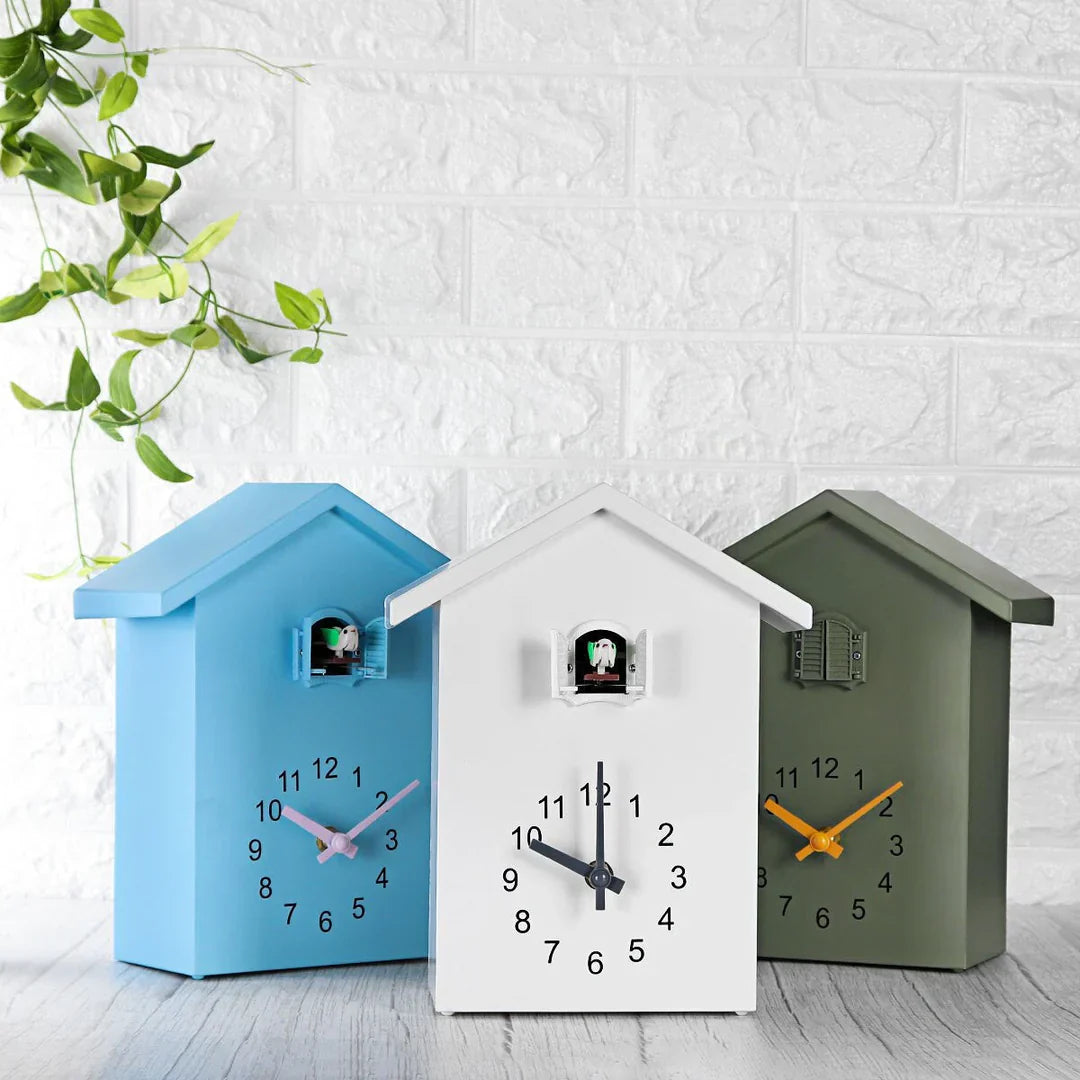 Modern Cuckoo Wall Clock – Elegant Minimalist Design with Hourly Cuckoo Sound