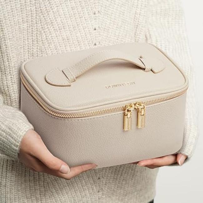 Wina | Luxury Travel Cosmetic Bag for Women