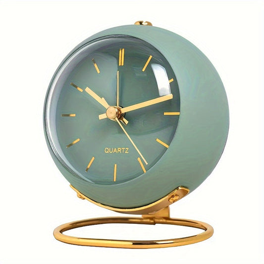 Buzzley Retro Silent Alarm Clock – Vintage Metal Analogue Clock with Night Light