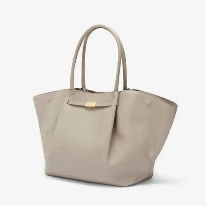 Tassa Luxury Oversized Shoulder Bag with Gold Clasp – Elegant Minimalist Tote for Women