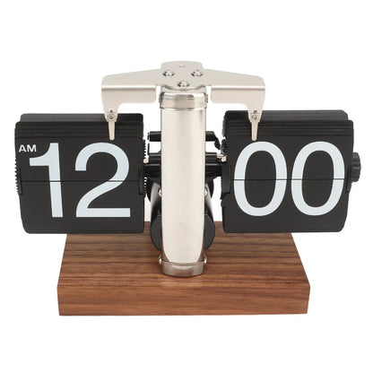 Silvara – Vintage Flip Down Clock in Walnut Wood | Retro Mechanical Design