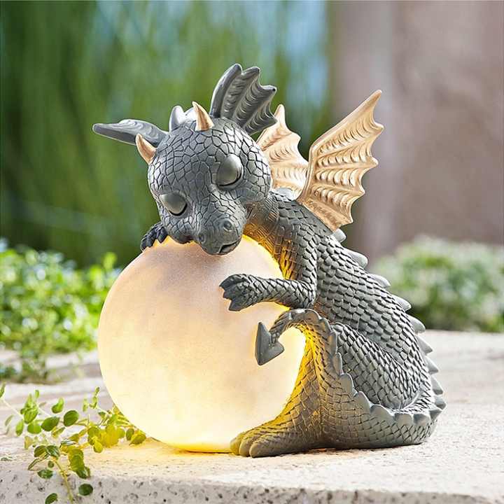 DrakoFang Dragon-Inspired Table Lamp – Bold Silhouette with Warm Ambient Glow