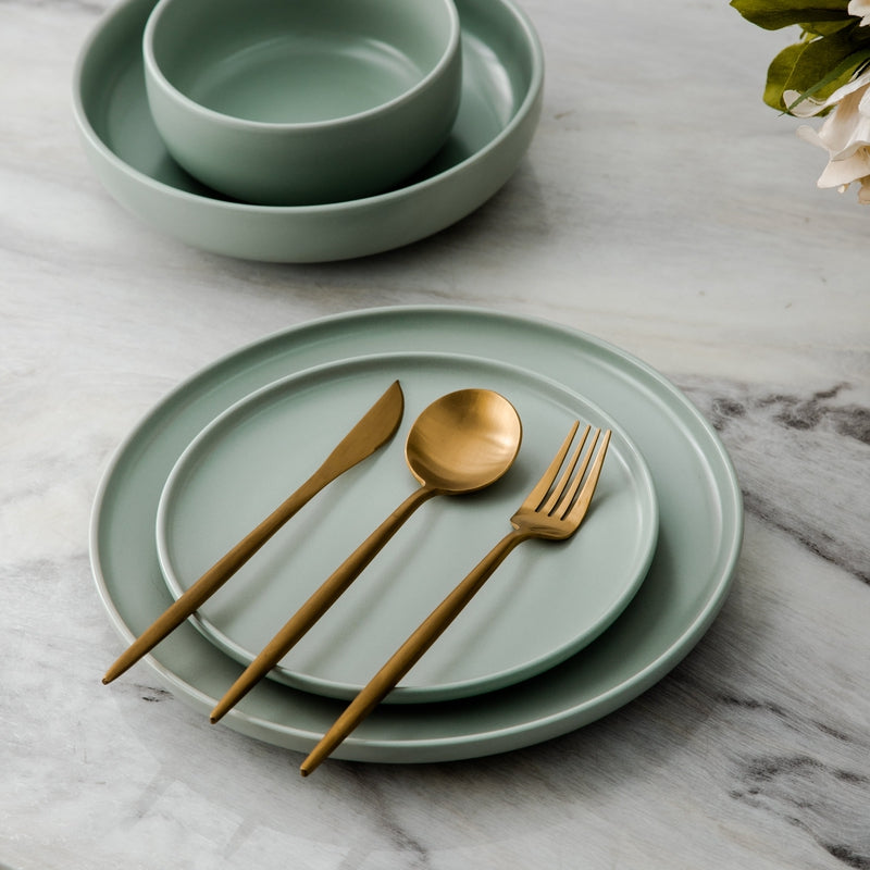 Minimalist Flatware Set – 20-Piece Titanium-Coated Stainless Steel Cutlery | Modern Matte Finish for Elegant Dining