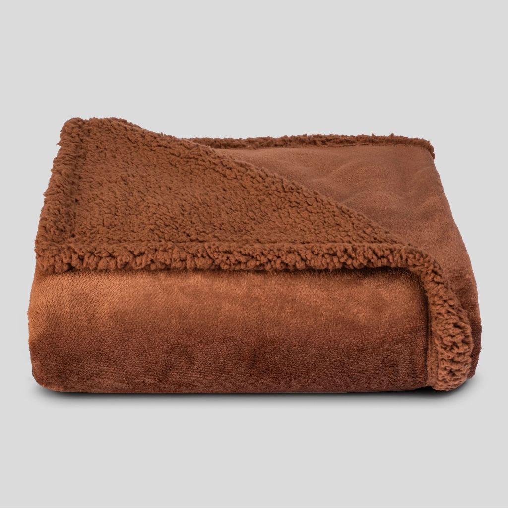 LoveGuard – Waterproof Couples Blanket | Ultra-Soft Sherpa Comfort & Spill-Proof Protection