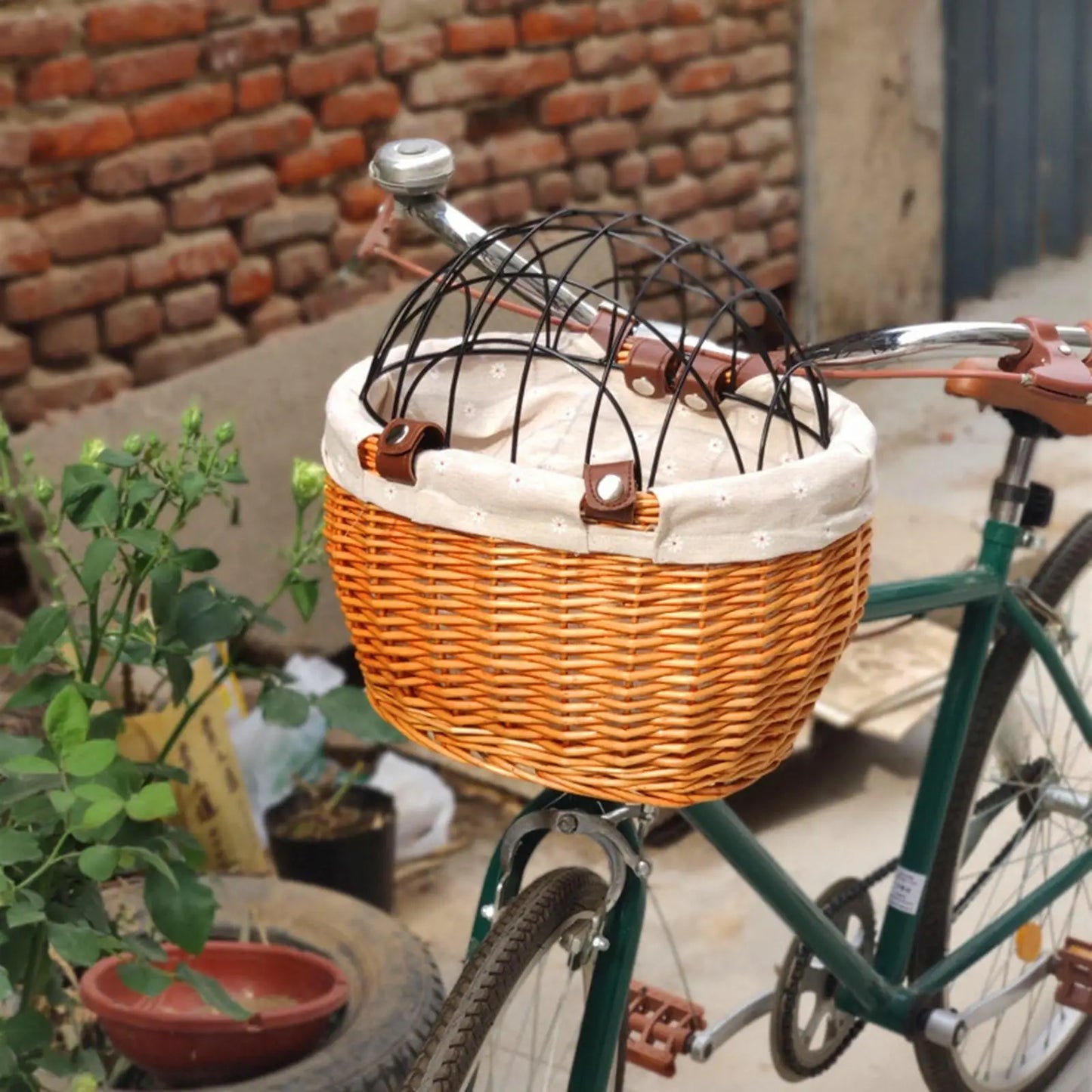 PawRide | Front-Mounted Wicker Dog Bike Basket – Safe, Stylish & Weatherproof
