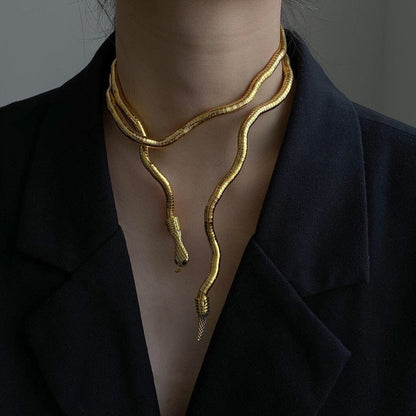Serpenta – Elegant Chain Link Necklace for Women