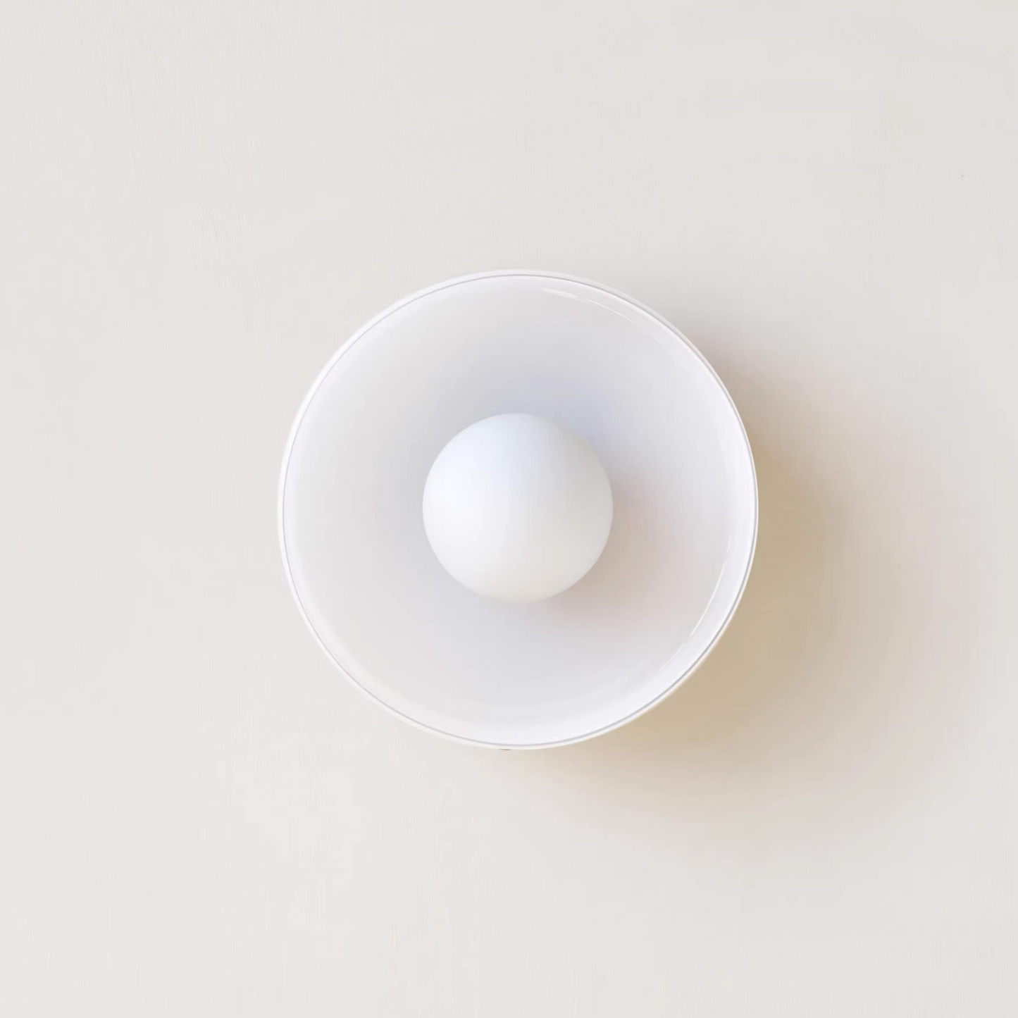 Modern Round Glass Ceiling Light – Elegant Flush Mount Fixture for Kitchen & Living Spaces