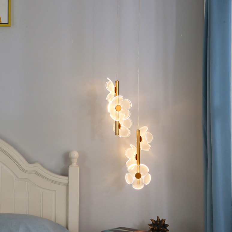 ChicFloret – Luxury Acrylic Flower LED Pendant Light | Elegant Hanging Lamp for Living Room & Bedroom Décor