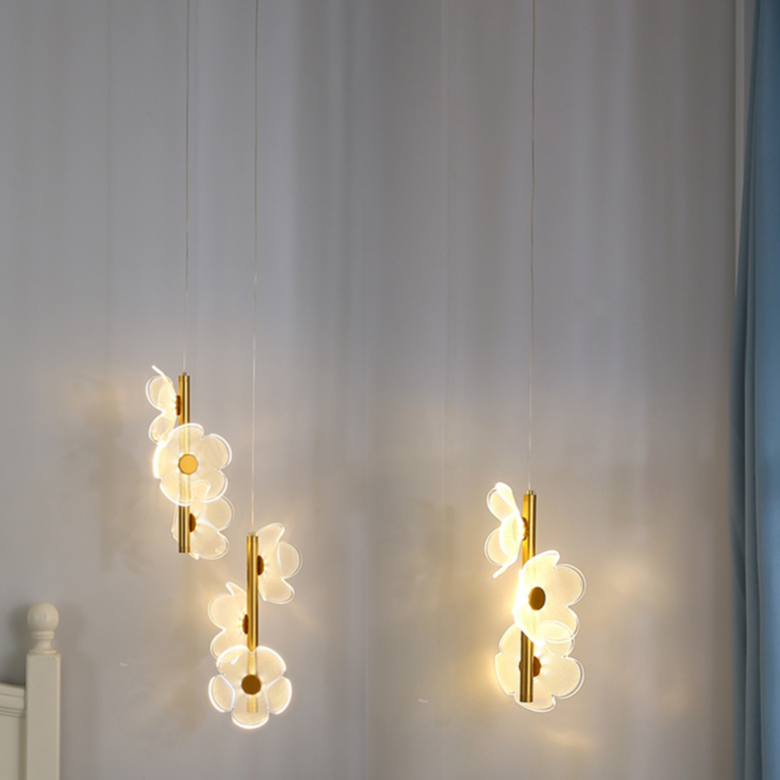 ChicFloret – Luxury Acrylic Flower LED Pendant Light | Elegant Hanging Lamp for Living Room & Bedroom Décor