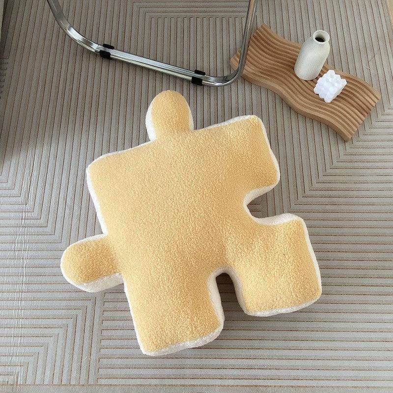 PuzzleComfort – Luxury Plush Cushion with Whimsical Puzzle Design