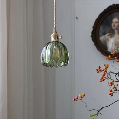 Japanese Retro Glass Flower Pendant Light – Elegant Vintage Hanging Lamp
