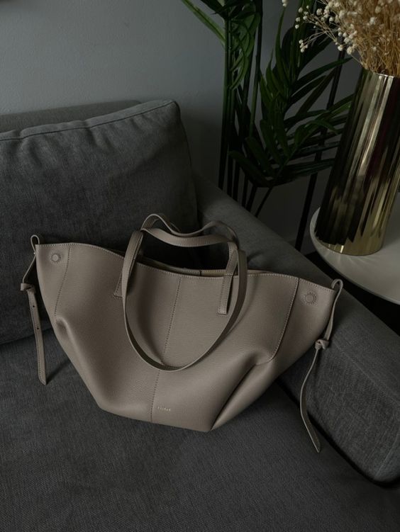 Noor | Vintage Shoulder Bag for Women – Elegant & Stylish Handbag